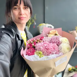 Buchet de flori “ Bucurie roz”