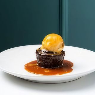 Sticky tofee pudding