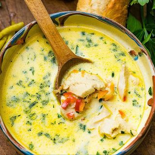 Ciorba de pui radauteana 3 portii