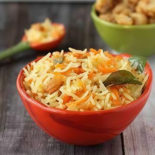 Pilaf cu morcovi si dovlecel 3 portii = 750g