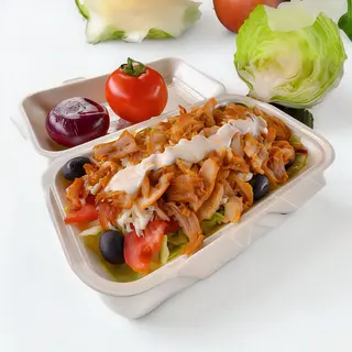 Salată cu carne rotisată