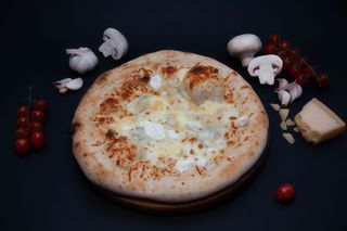 Pizza Quattro formaggi