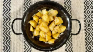 Cartofi fripti in untura de mangalita