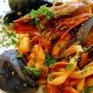 Spaghete cu fructe de mare