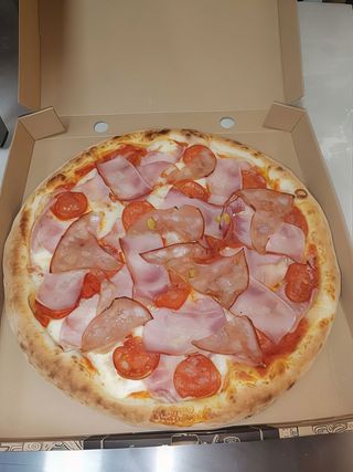 Pizza Quattro Carne Ø30cm