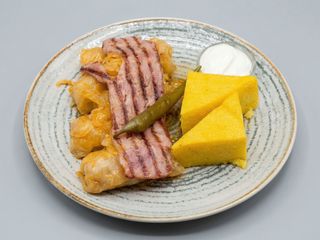 Sarmale cu mămăliga șI smantana