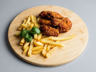 Meniu 5 aripioare picante+Sos Usturoi