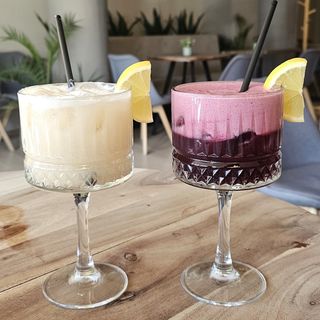 Limonadă de trandafiri