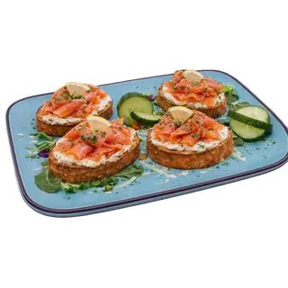 Bruschette cu cremă de brânză si somon fume 200g