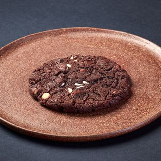 Biscuit cu ciocolată albă