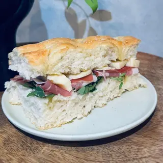 Focaccia Prosciutto Crudo