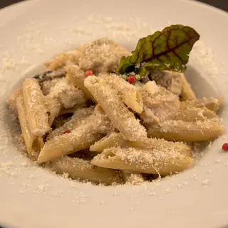 Penne Pollo e Funghi