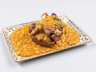 Ciolan de porc cu iahnie de fasole