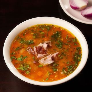 Ciorbă de fasole cu afumătură