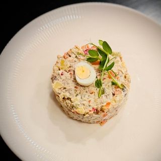 Salată de boeuf pregătită în casă 250g