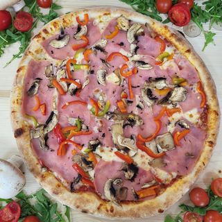 Pizza Capricioasa Ø32 cm