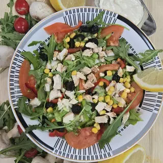 Salata cu pui