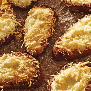 Crostini quattro formaggi