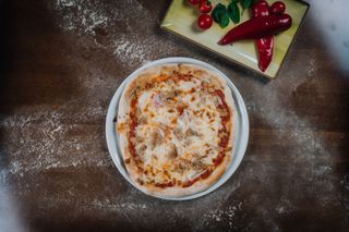 Pizza Tonno e Cipolla