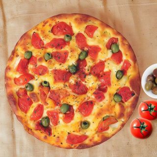 Focacce pomodori e olive