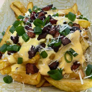 Cartofi Chedar Bacon