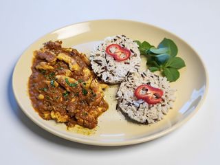 Pui curry cu orez basmati