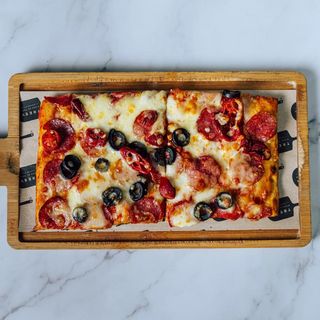 Pizza Pepperoni (1 persoana)