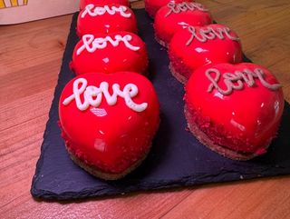 MOUSSE CIOCOLATA ALBA cu Fructe de Padure