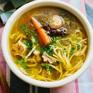 Supă imperială din coadă de viţel