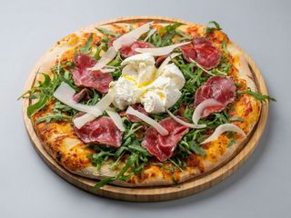 Pizza Prosciuto Crudo E Burrata