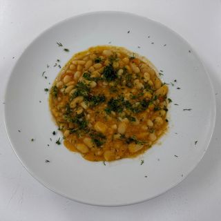 Fasole si salata de varza murata (de post)