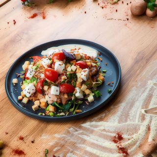 SALATĂ CHICKEN GRILL