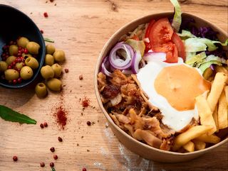 Shaorma de pui la farfurie