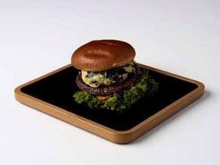 CAMEMBERT BURGER