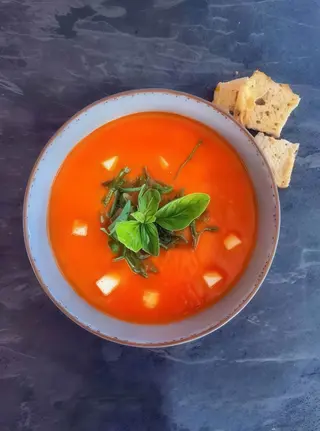 Supa crema de rosii