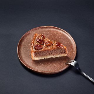 Tartă cu mere și nuci