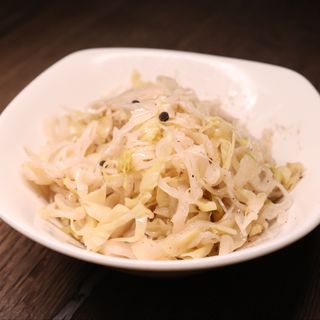 Salată de varză murată