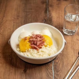 MBS alintat cu fulgi de bacon