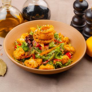 Crispy Calamari Salad