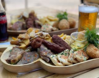 Platou A' La Mamili (de bere)