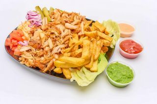 Saorma mixta farfurie