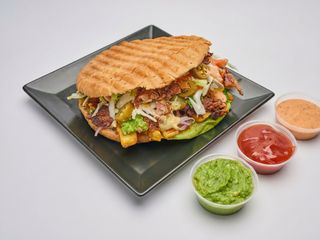 Kebap vita+berbecuț