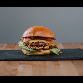 MaMba Spicy Burger+cartofi