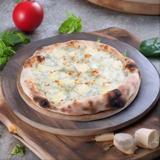 Pizza Quattro Formaggi Toscană - Criminalul de Gust