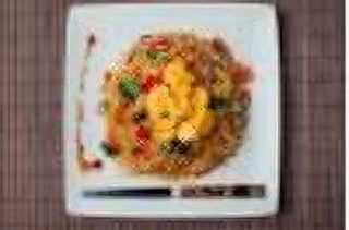 Taitei din orez cu creveti si legume