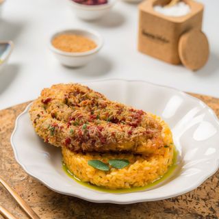 Polvo panado com arroz