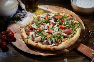 Pizza Crudo Ø32cm