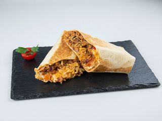 Burrito chili con carne