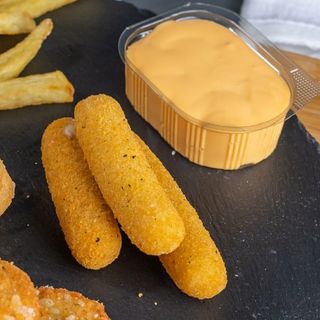 8 mozzarella sticks