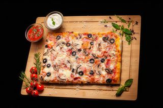 Pizza Capricciosa 1 Kg